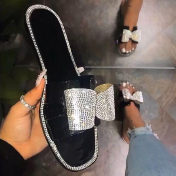 Shoes - Embellished Bow Jelly Sandals in Black